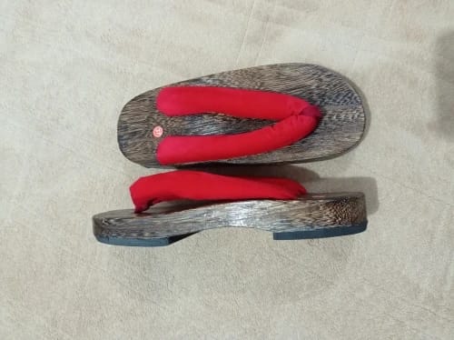 Customer photo review of Japanese Geta Flat Bottom Sandals