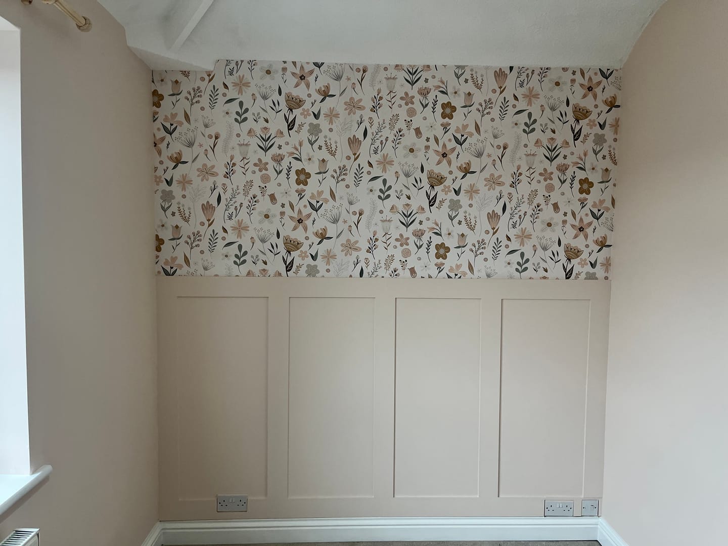 Customer photo review of Millie Floral Wallpaper Repeat Pattern
