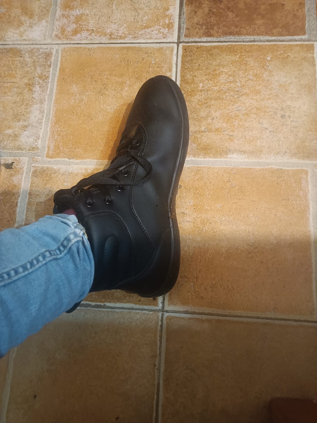 Customer photo review of Niños Spruce - Zapatos Barefoot De Invierno