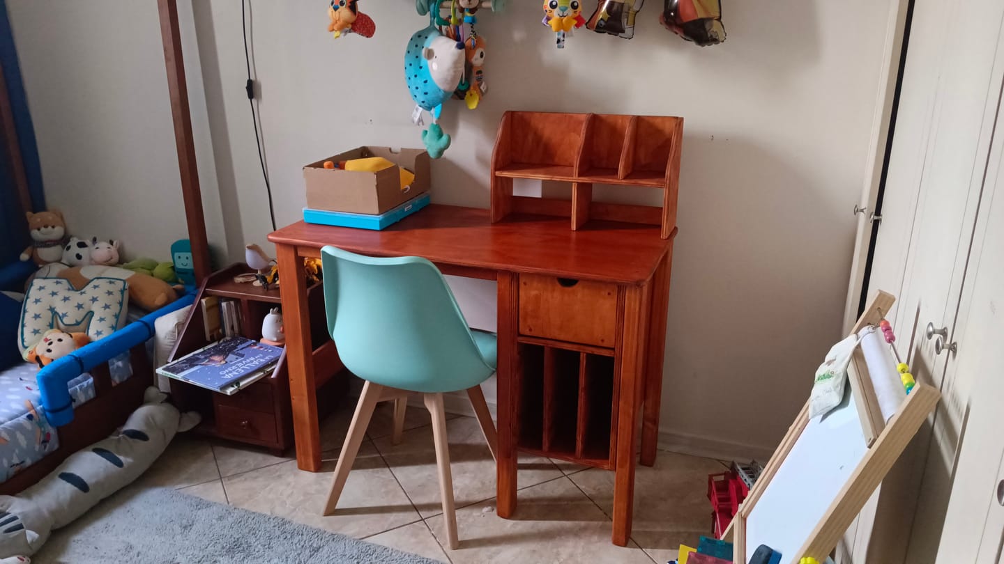 Customer photo review of Escritorio Matilde