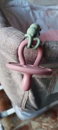 Customer photo review of Kit 2 Chupetes CLÁSICOS Rosa Chicle y Rosa Pálido New Rosa Chicle Nenina & Co