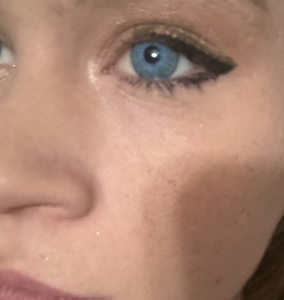 Customer photo review of New York 2  BLUE Daily (10 Pcs) Colored Contact Lenses