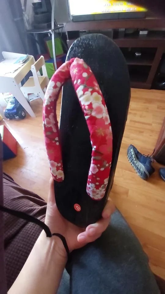 Customer photo review of Japanese Geta Flat Bottom Sandals