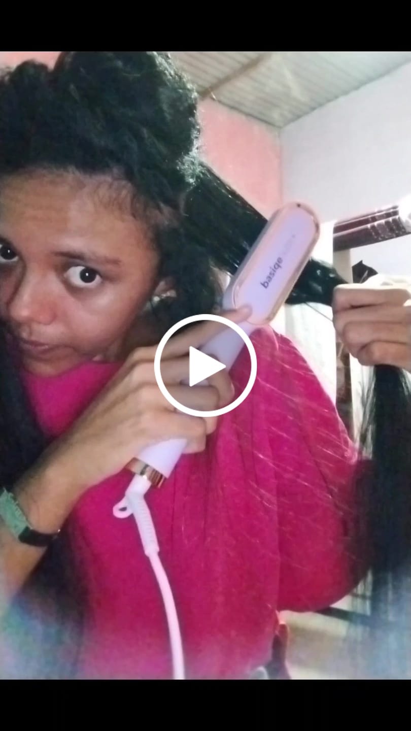 Customer video review of SLEEK PLUS | Escova Alisadora