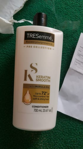 Customer photo review of Tresemme Keratin Smooth with Marula Oil Conditioner 700ml
