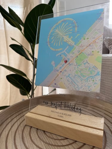 Kundenbewertung mit Foto zu "Unser Ereignis" - Personalisierte Acryltafel