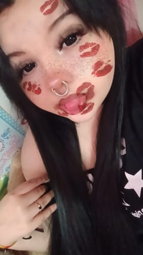 Customer photo review of Sullen Doll Eye 17mm Mini Sclera Contact Lenses