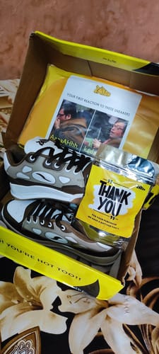 Customer photo review of FLAME Roasted Caramel Men's casual sneaker