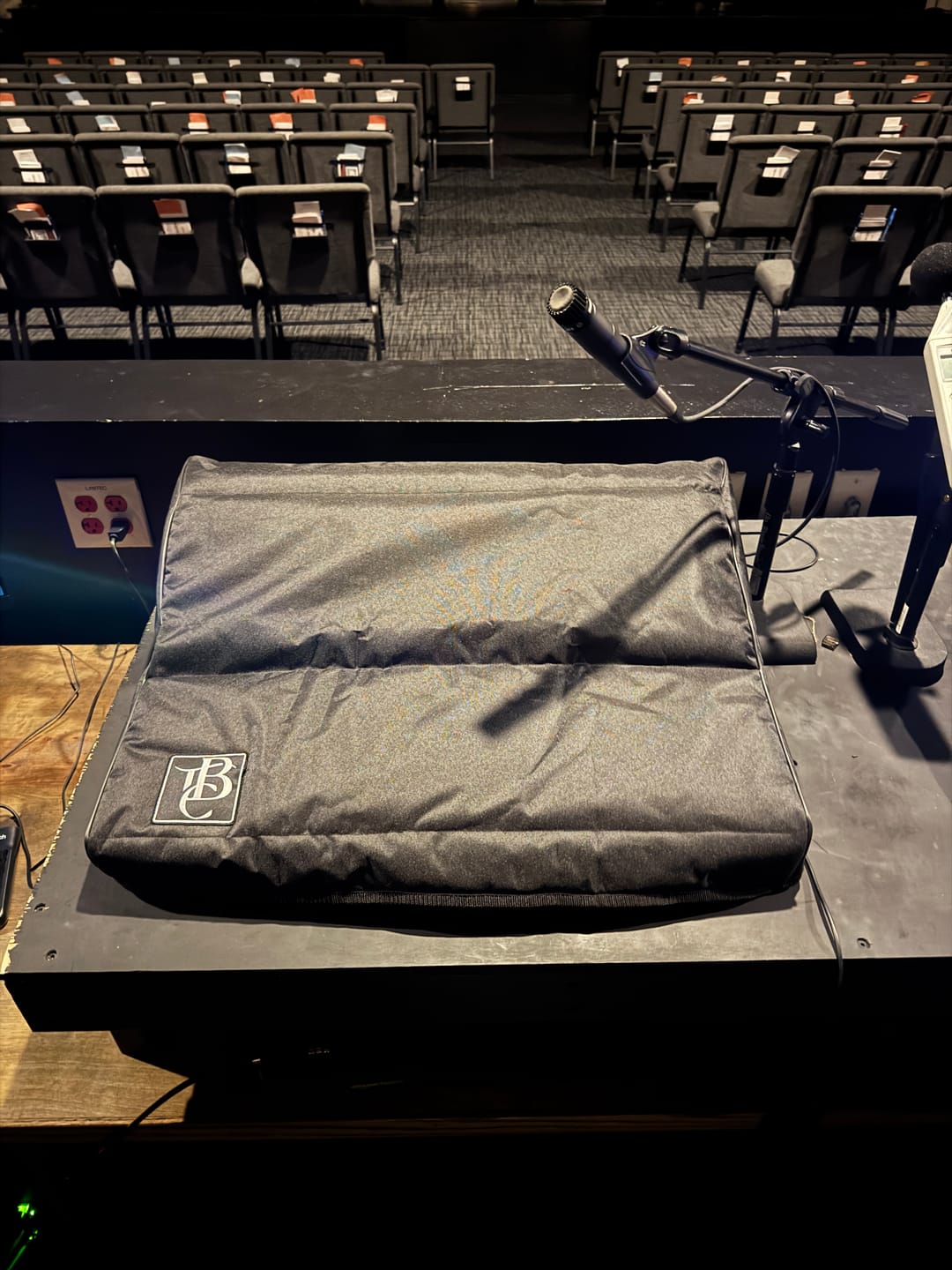Customer photo review of Custom padded cover for Allen&Heath SQ-6 Mixing Console