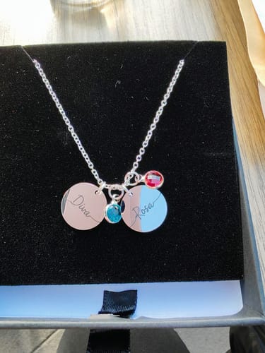 Customer photo review of Ogrlica: Name Birthstone