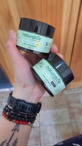 Customer photo review of Set Antiage Crema día SPF30 + Crema/Gel Noche
