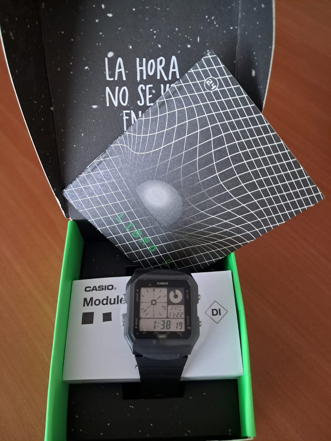 Customer photo review of Reloj Casio Vintage LF-20W-1ADF Twin-Graph Reissue Resina
