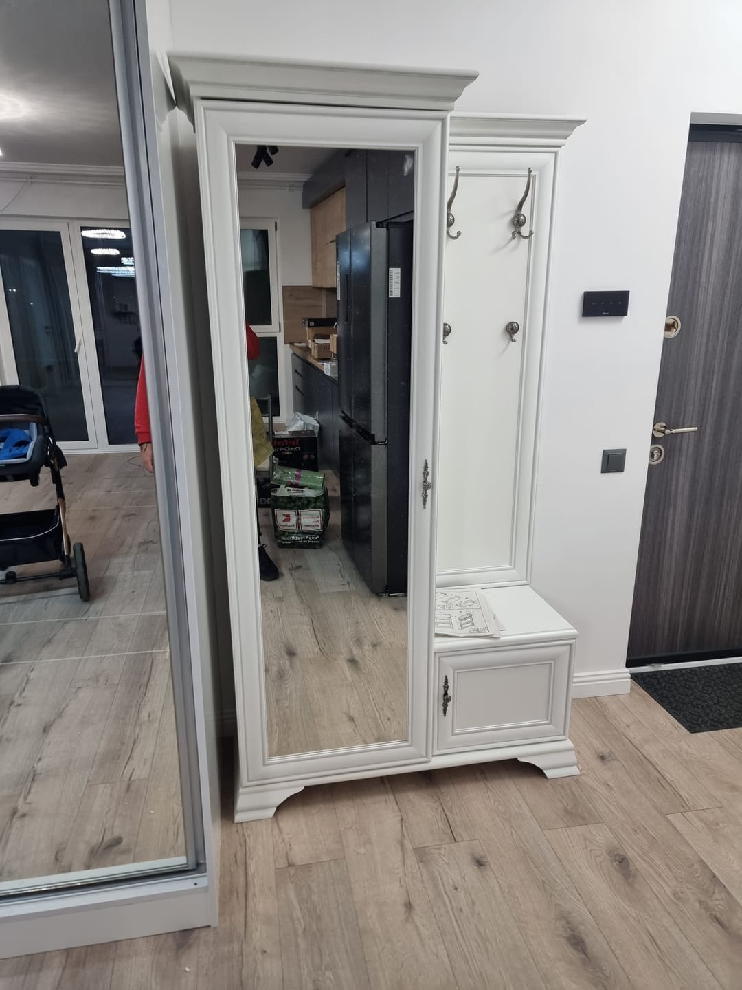 Customer photo review of Mobilier hol IDENTO, alb, PAL, cu oglinda pe partea stanga, 115x44x198 cm