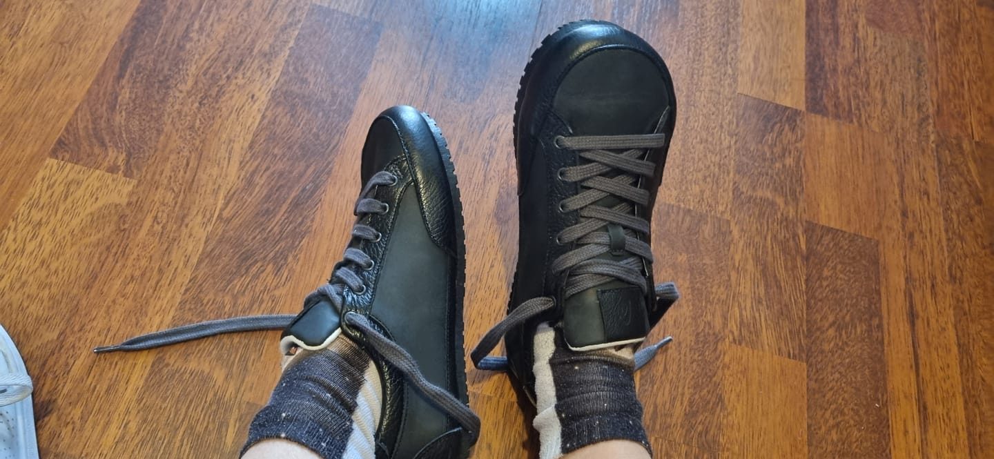 Customer photo review of Zapatilla A1. Negra