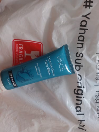 Customer photo review of Vince Intence Glow Face Wash 75ml