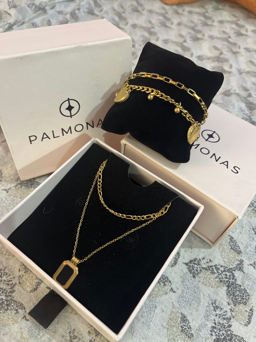 Customer photo review of Golden Layers Chain Necklace