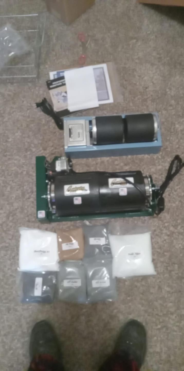 Customer photo review of Lortone 33-B  Rock Tumbler