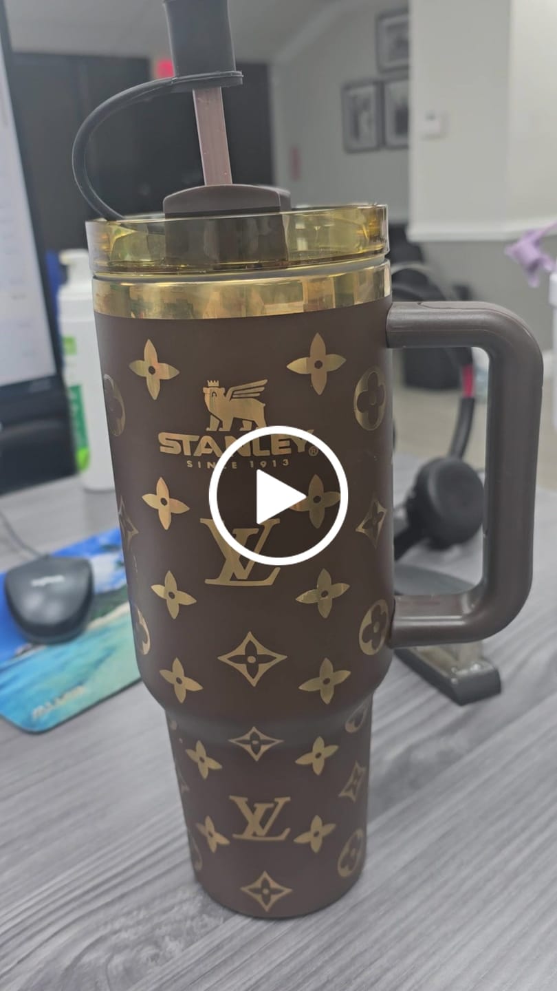 Customer video review of Luxe Tri-Color Crystal Gem Straw Toppers (3-Pack)