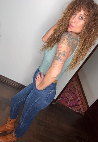 Customer photo review of Gunas High-Rise Skinny Jean  #FlatteringFit