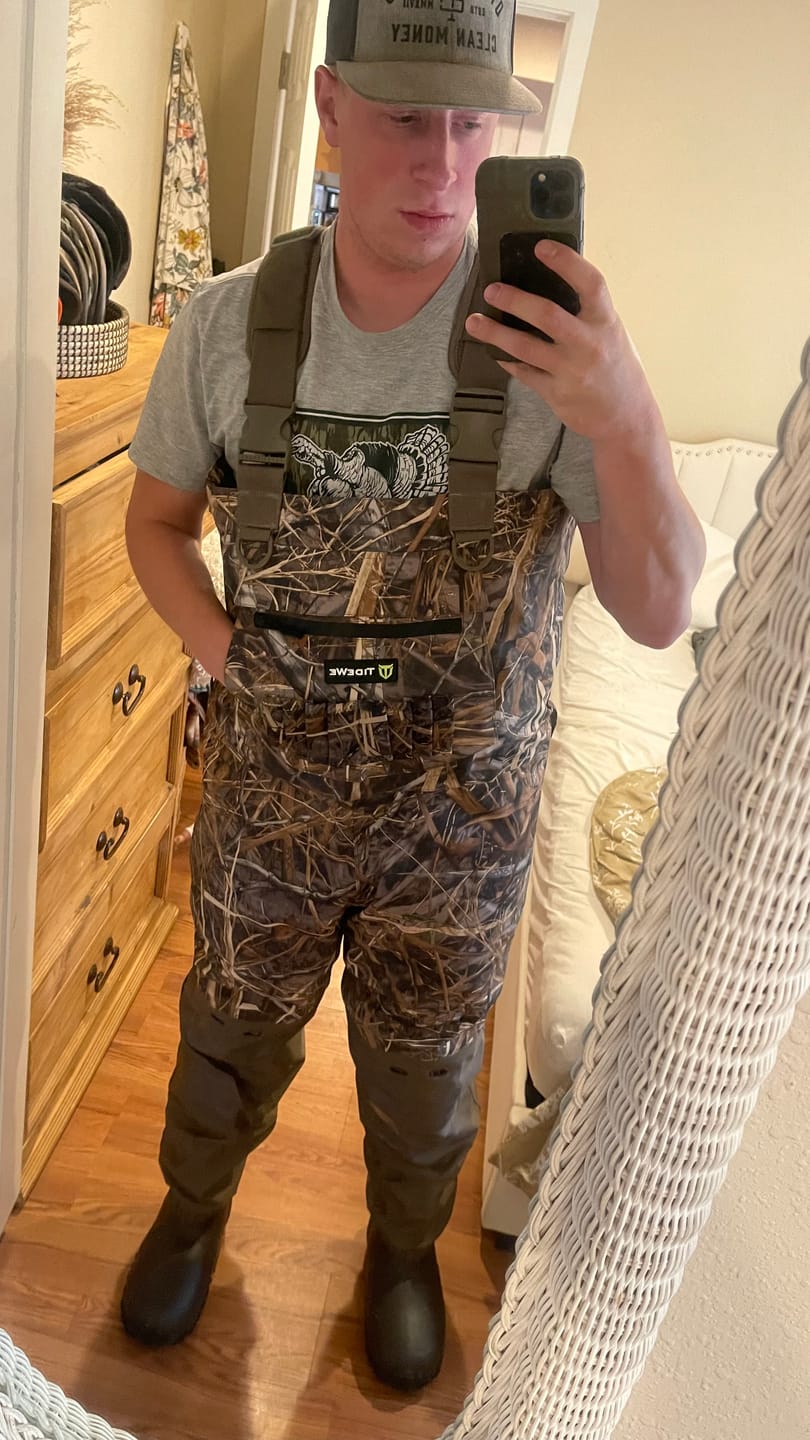Customer photo review of AquaWade Pro Insulated Duck Waterfowl Hunting Breathable Chest Waders