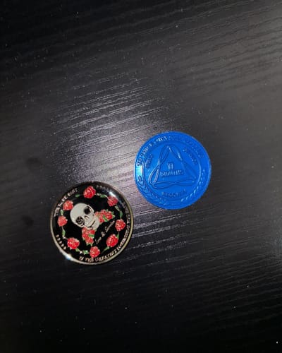 Customer photo review of Love & Service Skull with Roses Tri-Plated Specialty AA/NA Affirmation Sobriety Medallion - Black/Gold