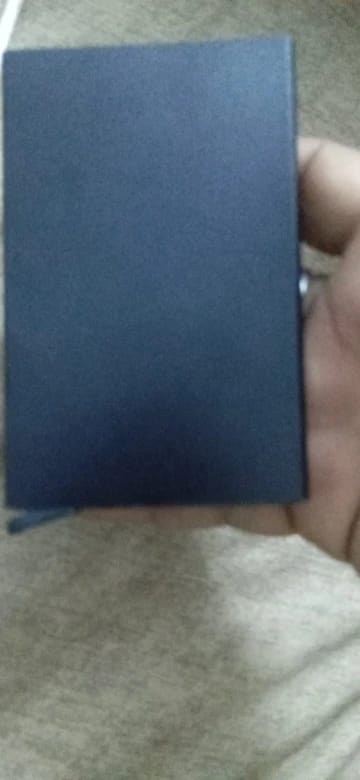 Customer photo review of Metallic Wallet Slim Pop Up RFID Cardholder — Black | KIMLUD