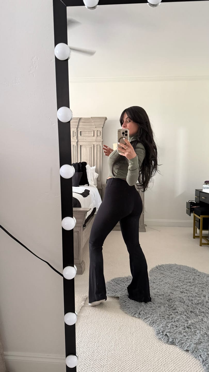 Customer photo review of Freetress Equal Synthetic Curtain Bang HD Lace Wig - BOMBSHELL