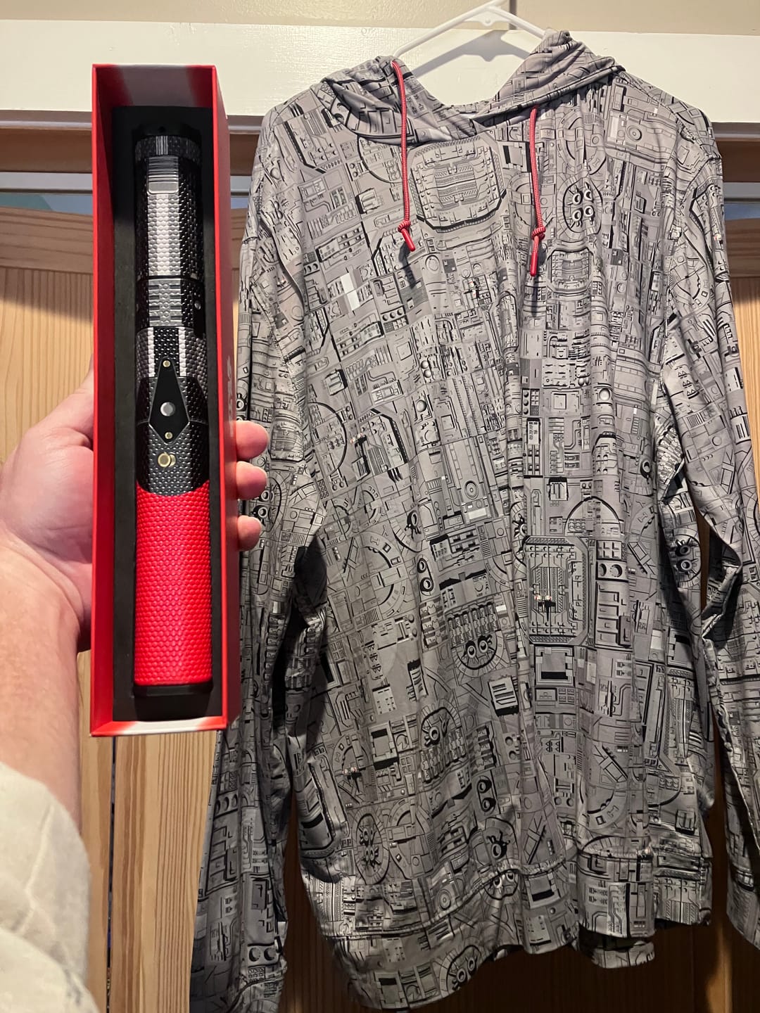 Customer photo review of Star Wars™ "That's No Moon" – Performance Hoodie