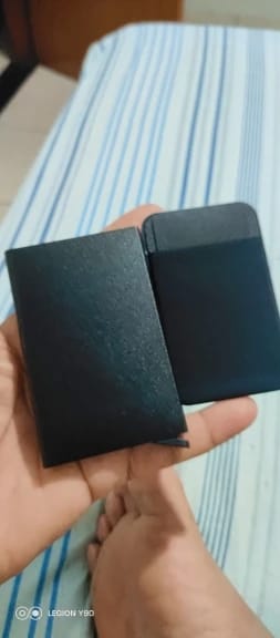 Customer photo review of Metallic Wallet Slim Pop Up RFID Cardholder — Black | KIMLUD