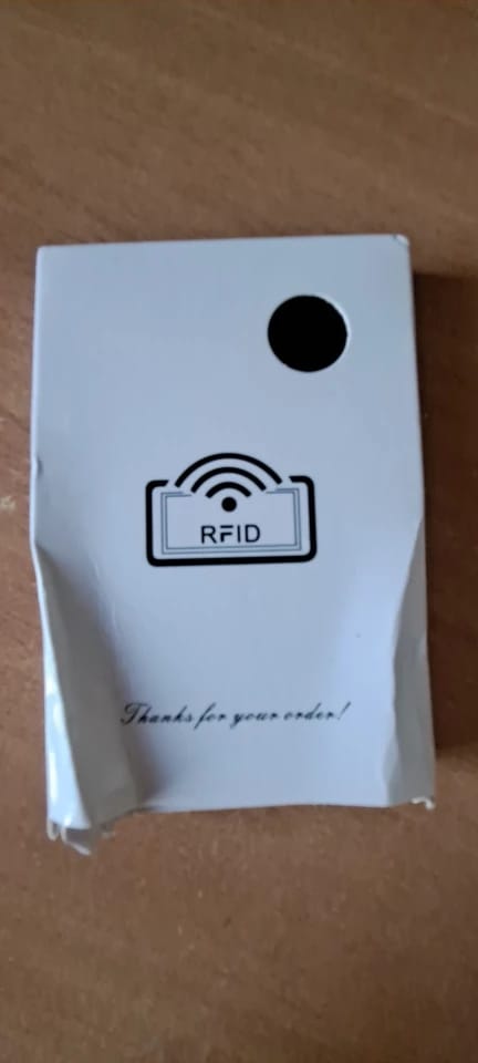 Customer photo review of Metallic Wallet Slim Pop Up RFID Cardholder — Black | KIMLUD
