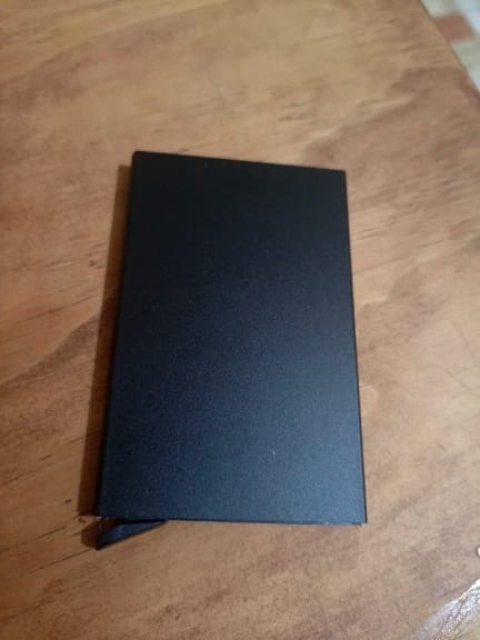 Customer photo review of Metallic Wallet Slim Pop Up RFID Cardholder — Black | KIMLUD
