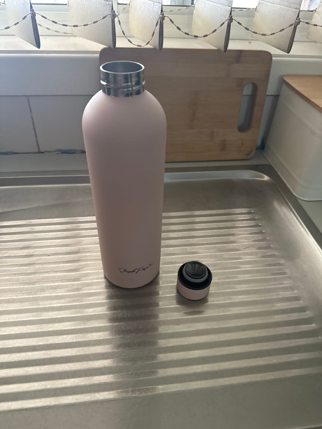 Customer photo review of Insulated Water Drink Bottle 750ml Blush