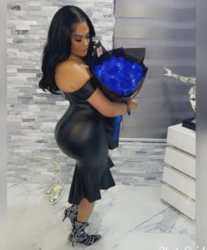 Customer photo review of Blue Rose Bouquet