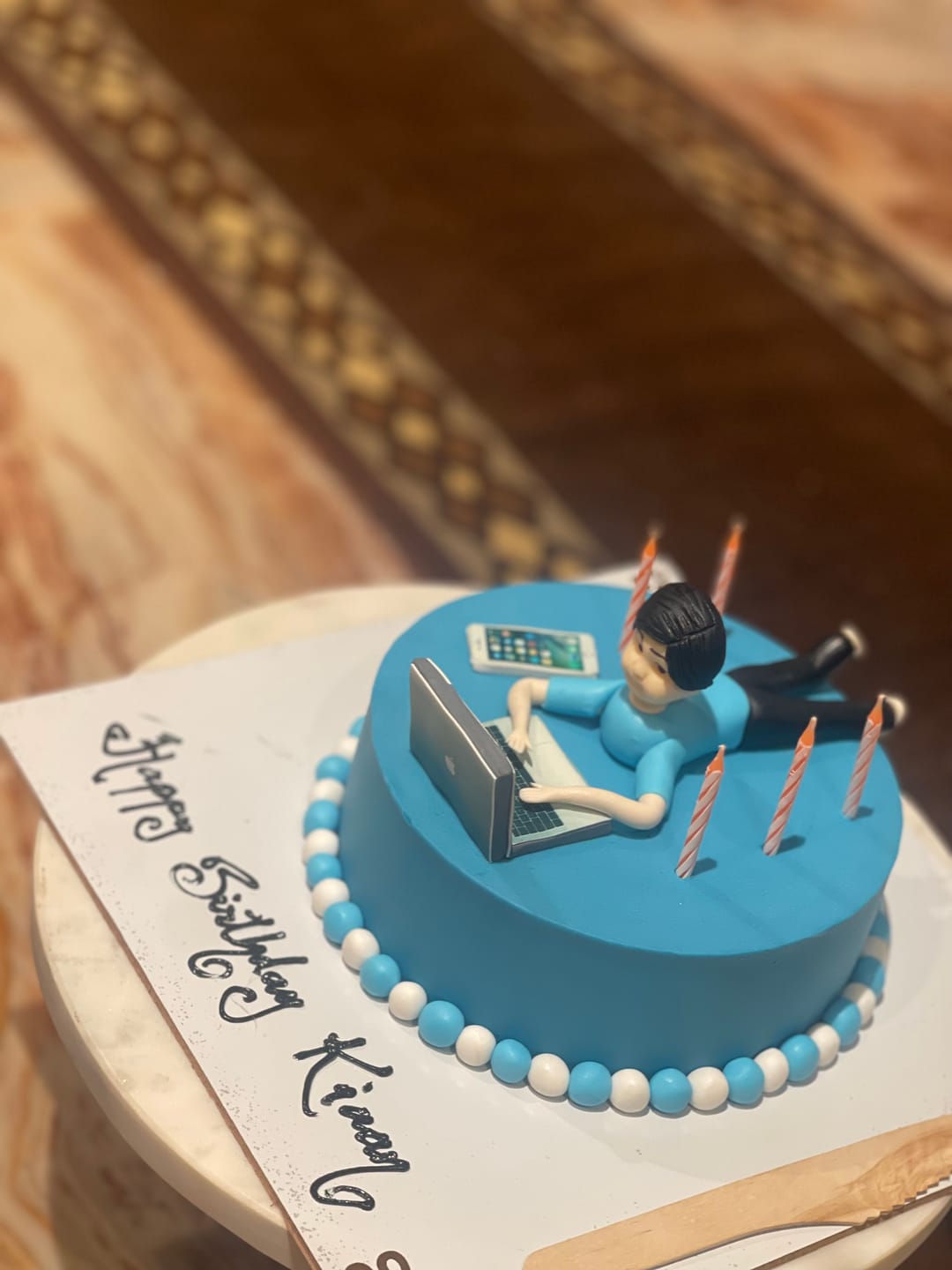 Customer photo review of Cake for a workaholic