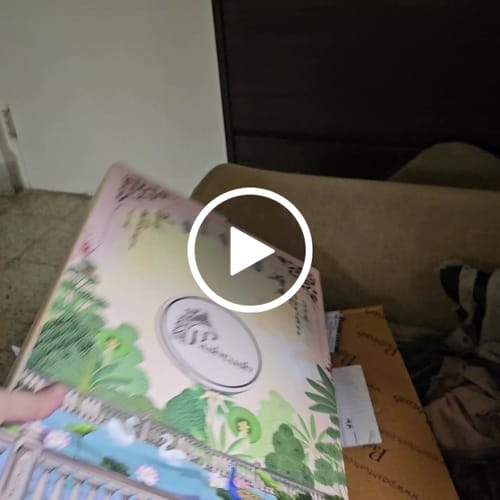 Customer video review of Pashtush His And Her Set Of Jamawar Stole and Shawl, Premium Gift Box Packaging, Black and Peach