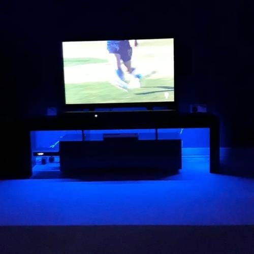 Customer photo review of Meuble TV 200cm avec éclairage LED OTIS  - Noir et Blanc
