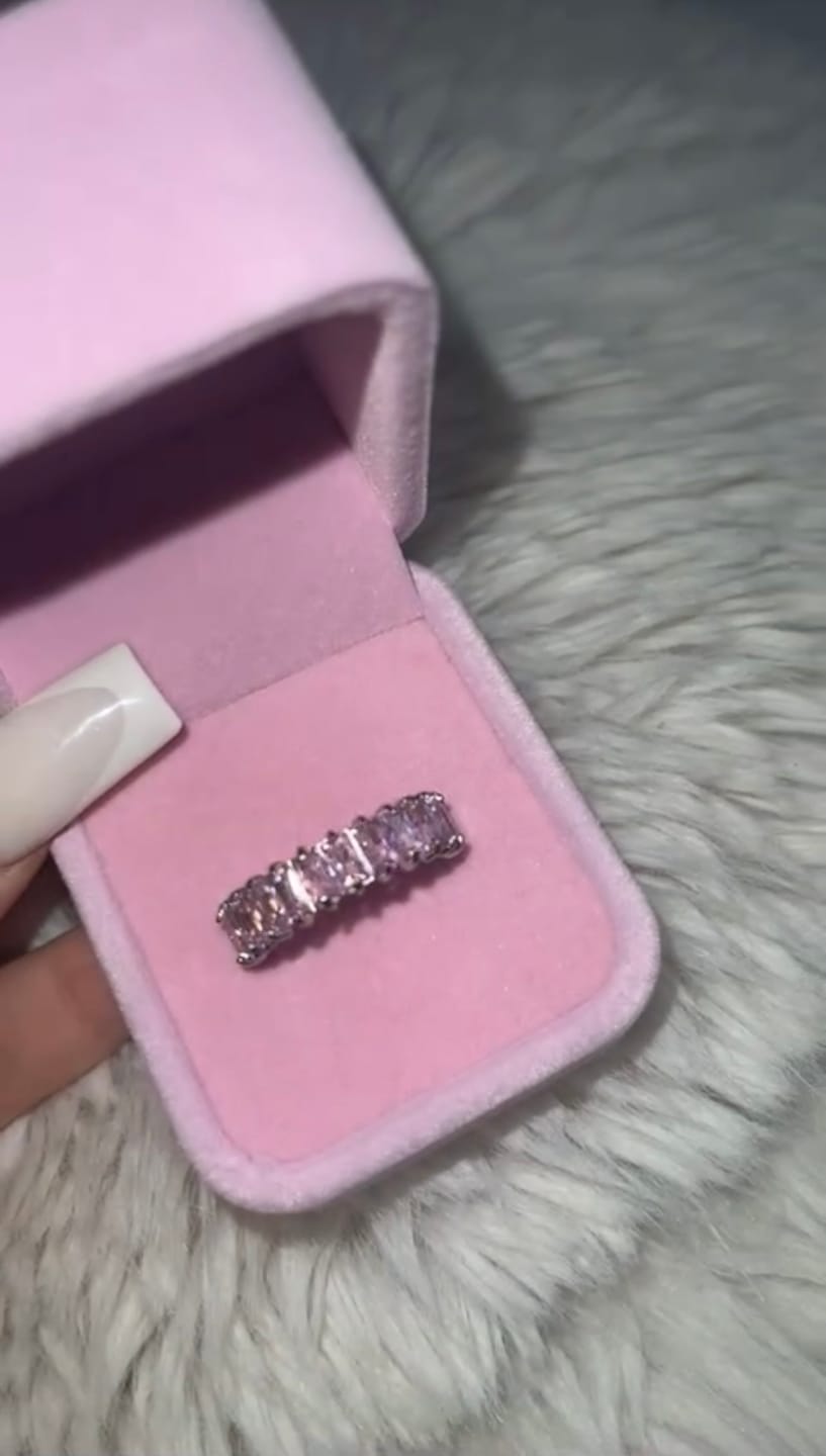 Customer photo review of Raisa Ring | 18K vergoldet