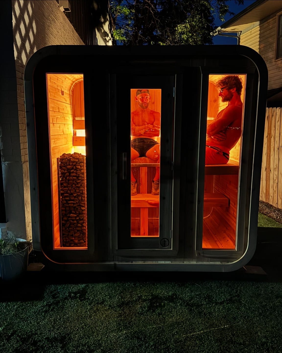 Customer photo review of SAUNASNET® Outdoor Wood Sauna Room Square 05