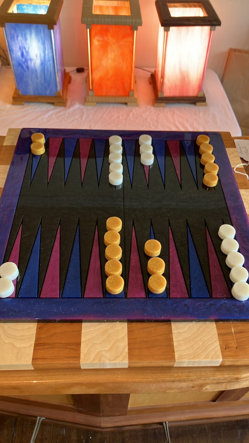 Customer photo review of 14x14x0.5" Medium Backgammon Board With Pieces Silicone Mold
