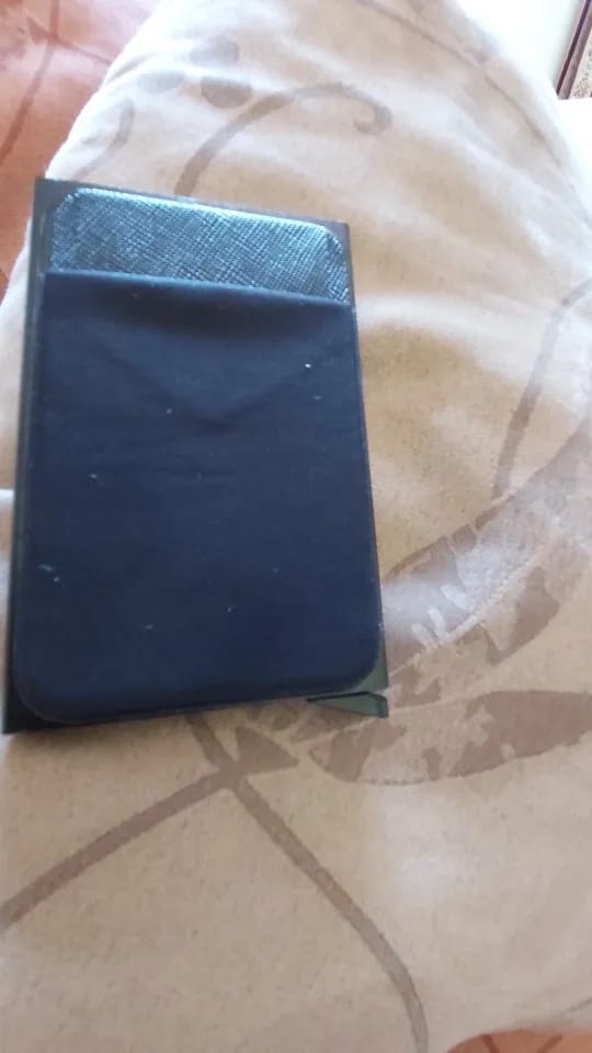 Customer photo review of Metallic Wallet Slim Pop Up RFID Cardholder — Black | KIMLUD