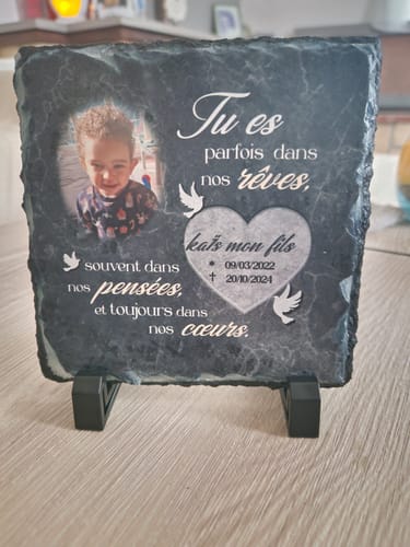 Customer photo review of Dans nos cœurs - Plaque en ardoise personnalisée