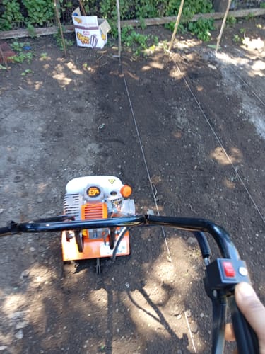 Customer photo review of Motocultivador 2.6HP y profundidad de trabajo de 17cm Modelo 3vB430 van Beek