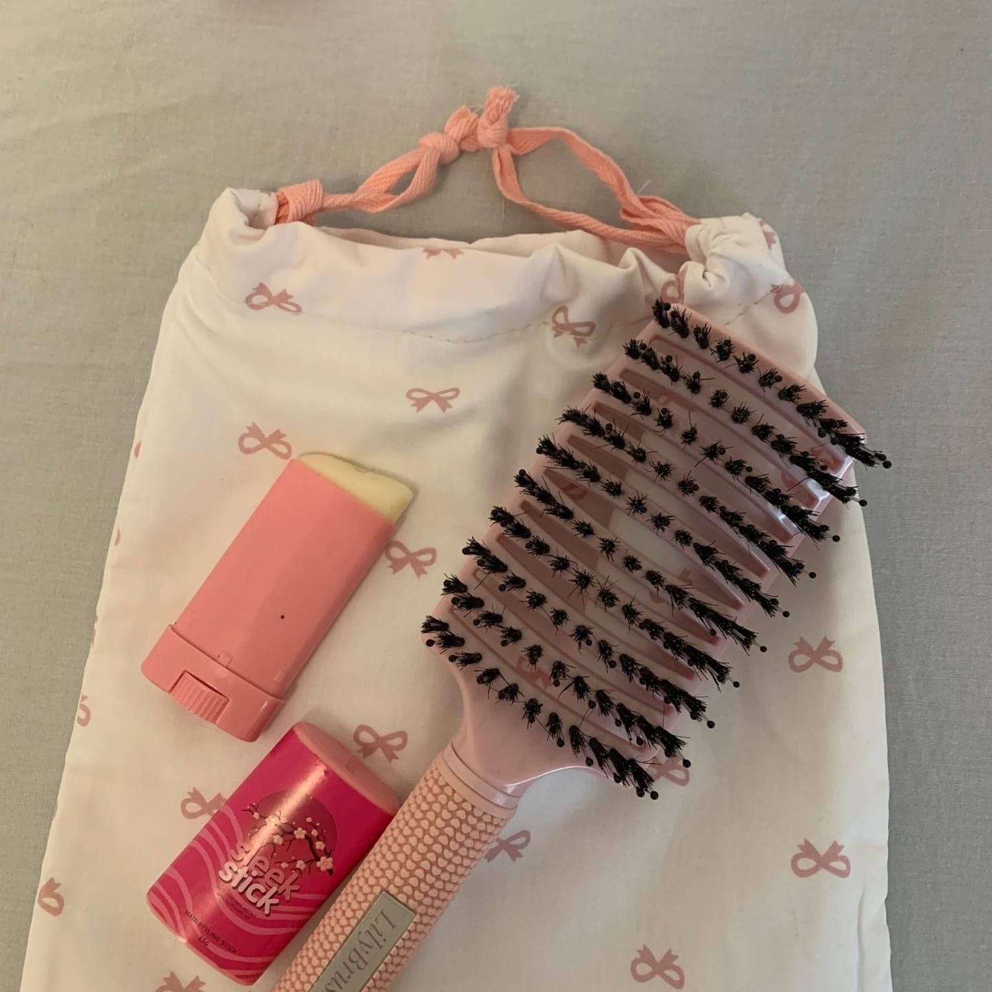 Customer photo review of Magic Daily Detangling Hair Set