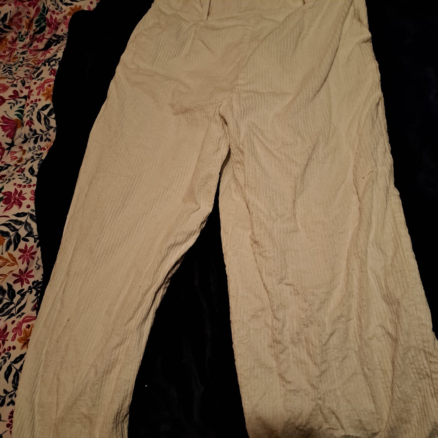 Customer photo review of Pantalon Tom - velours de coton côtelé blanc cassé