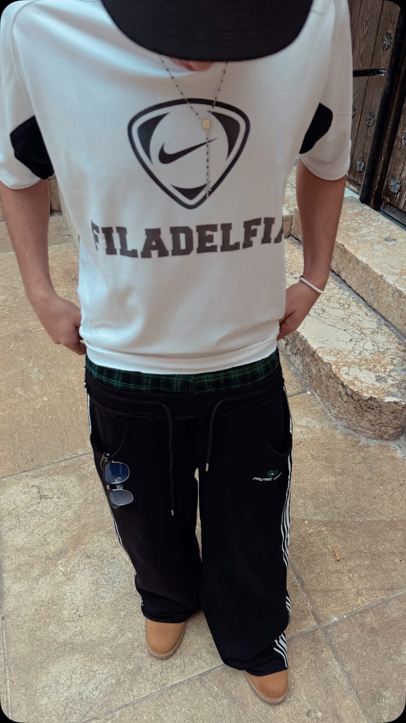 Customer photo review of Aelfric Eden Double Waist Baggy Sweatpants