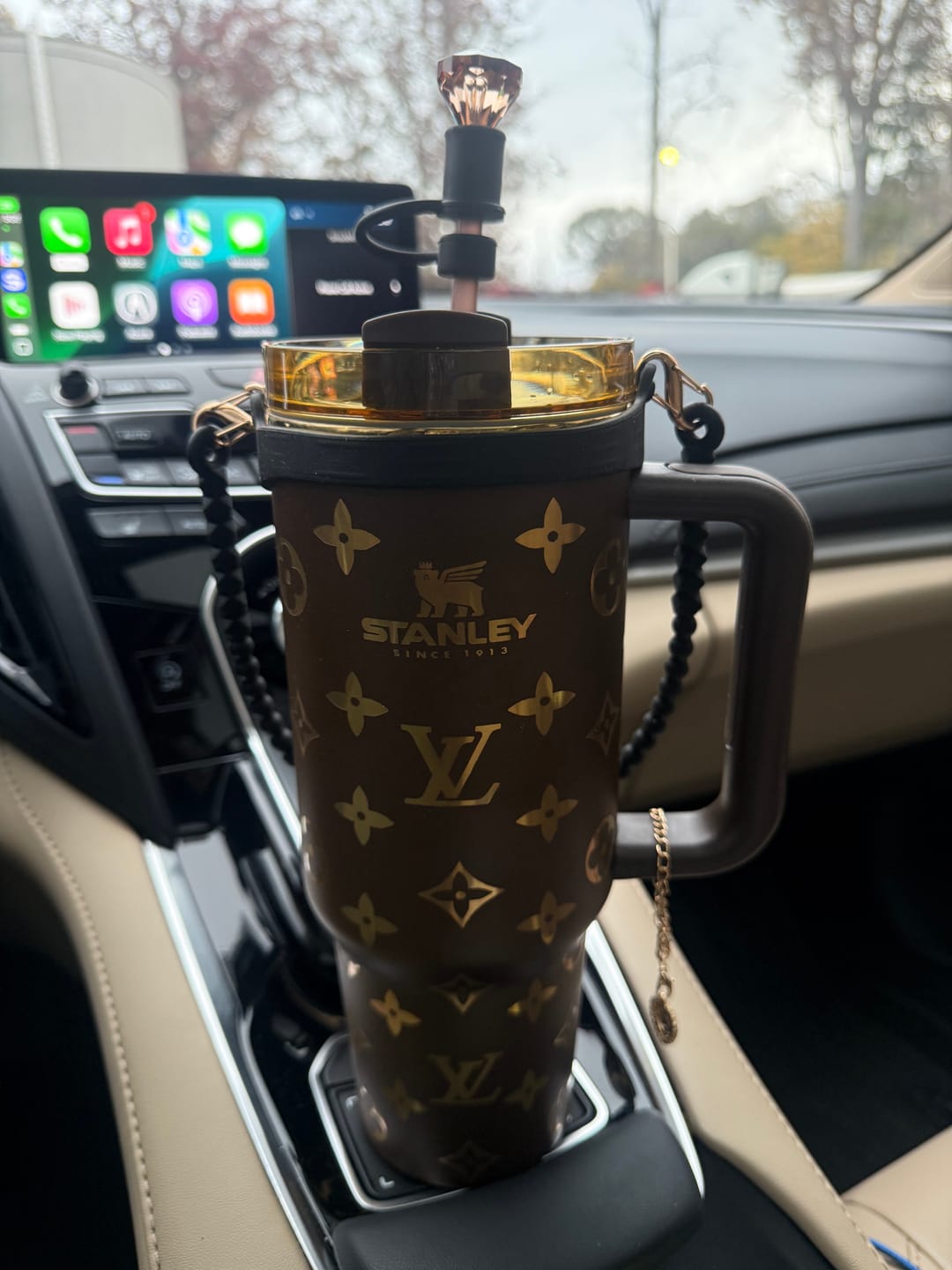 Customer photo review of Luxe Tri-Color Crystal Gem Straw Toppers (3-Pack)