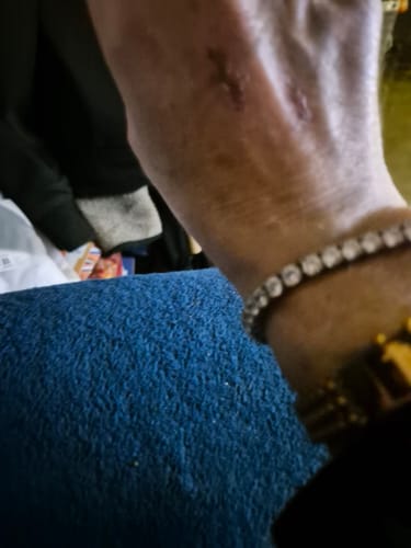 Customer photo review of TENNISBOY BRACELET. - 5MM WHITE GOLD