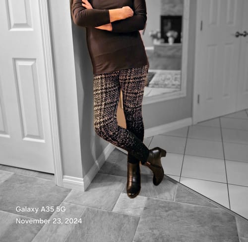 Customer photo review of Sweater Leggings (Jacquard)