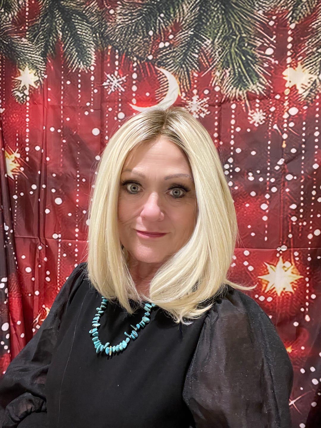 Customer photo review of SHOW STOPPER - Hollywood Blonde