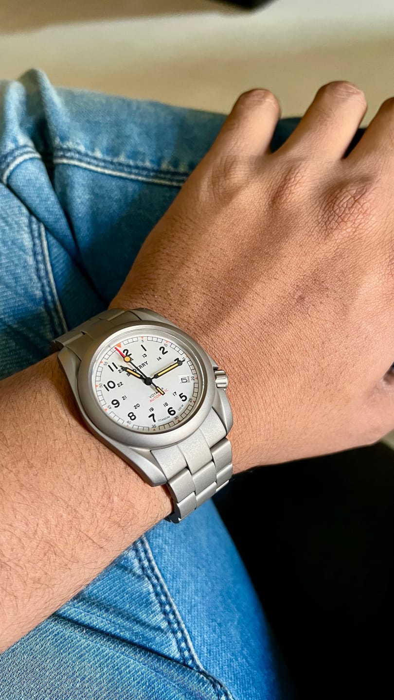 Customer photo review of VOYAGER - 100M Waterproof Titanium Automatic Field Watch | White-bracelet